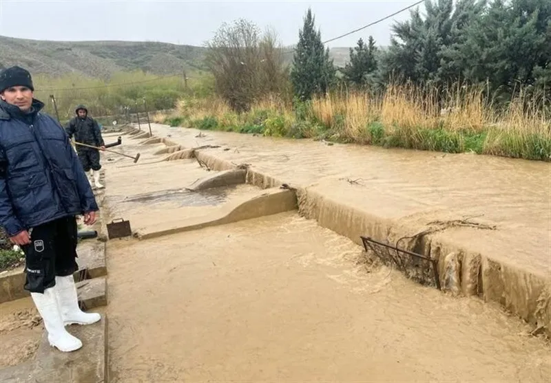 فرماندار: دسترسی ۱۰۰ روستای نیکشهر مسدود است/ سیلاب جان ۲ نفر را گرفت