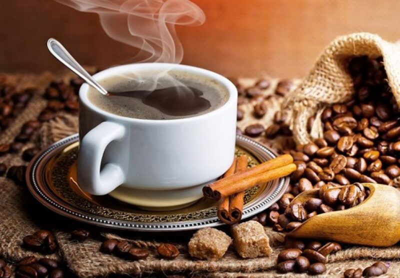 نوشیدن قهوه سیاه
