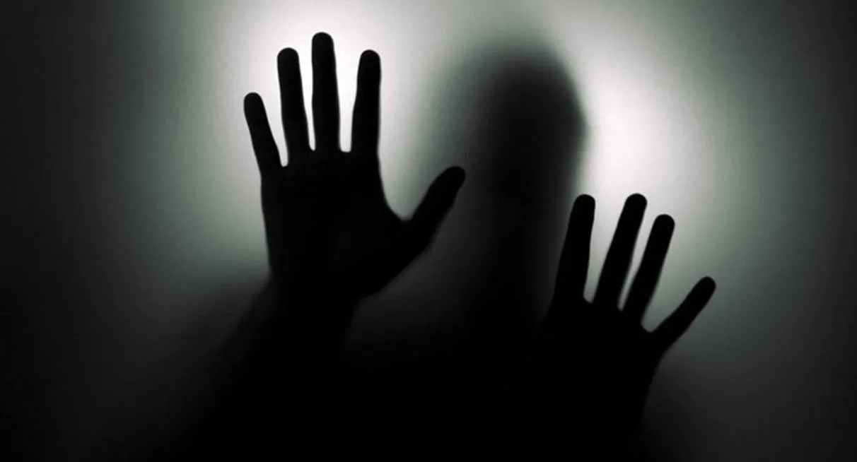 بازداشت نوعروس خائن در خانه مجردی دوست شوهرش