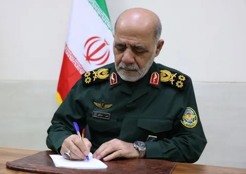 فرمانده قرارگاه خاتم‌الانبیا: قاتلان رهبر را قصاص می‌کنیم
