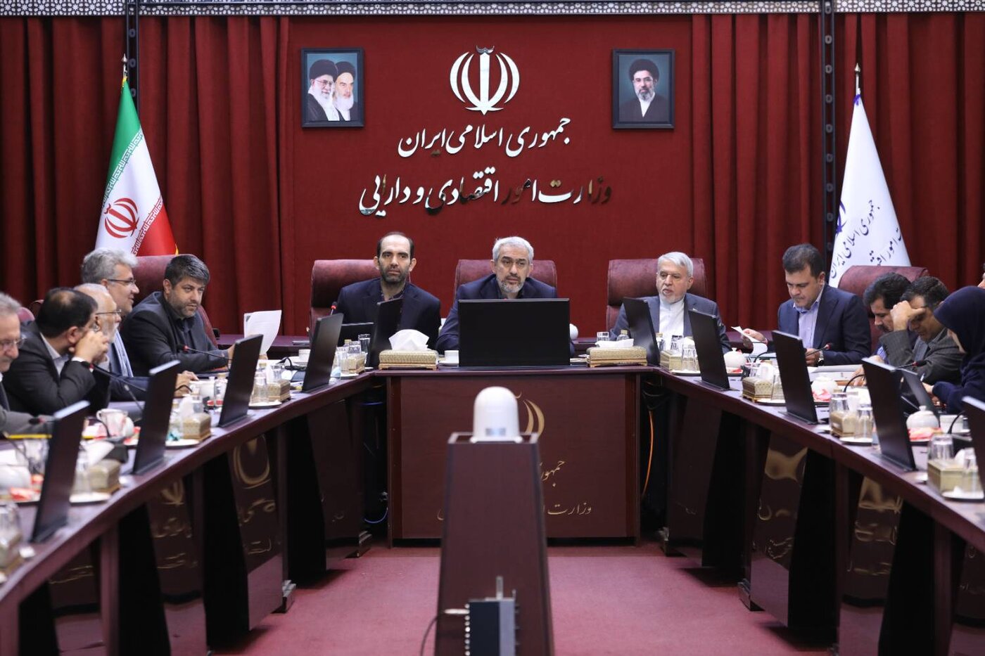 جلسه کمیسیون اقتصادی دولت برگزار شد