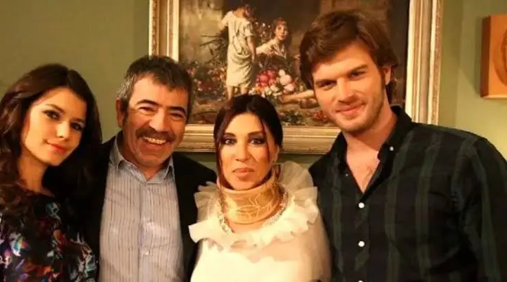 بازیگران عشق ممنوع