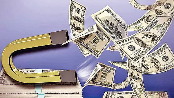 خروج ۱۰۰ میلیارد دلاری سرمایه از کشور در یک دهه اخیر