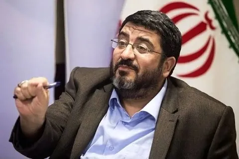 این پیش‌بینی فواد ایزدی درباره تنگه هرمز جنجال به پا کرد