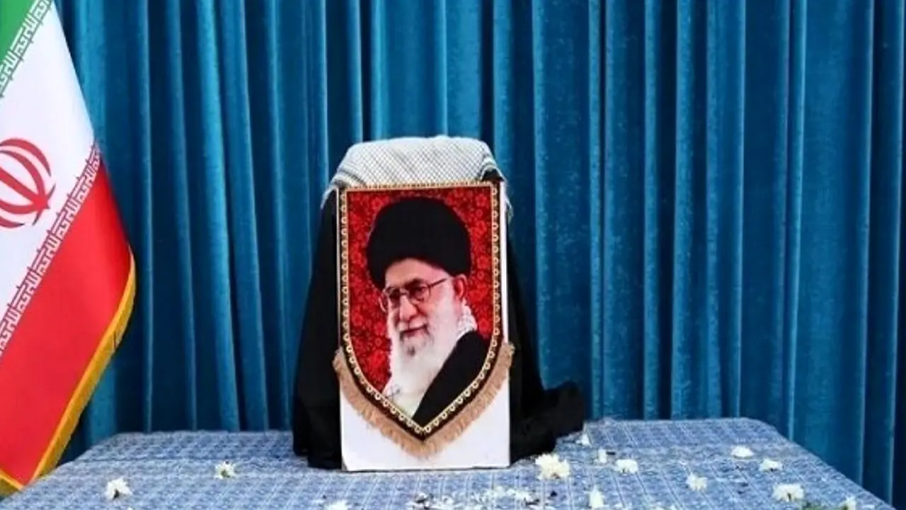مراسم تشییع رهبر شهید انقلاب مراسم تشییع رهبر شهید انقلاب