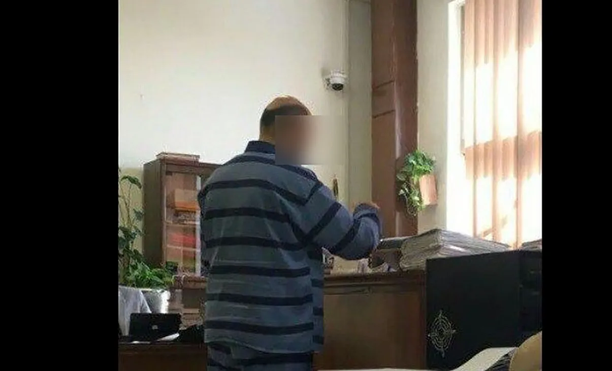 وقتی عکس‌ها و لباس‌های مادرم را در ماشینش دیدم، کشتمش