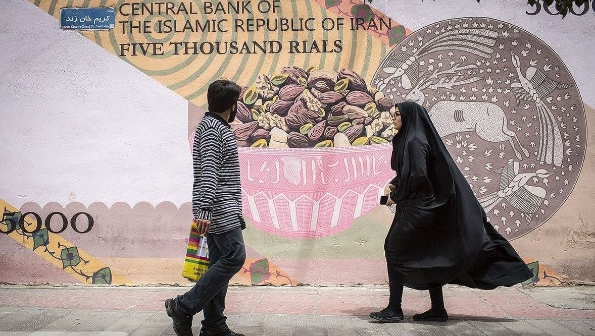 اقتصاد ایران به تورم سه‌رقمی نزدیک شده است