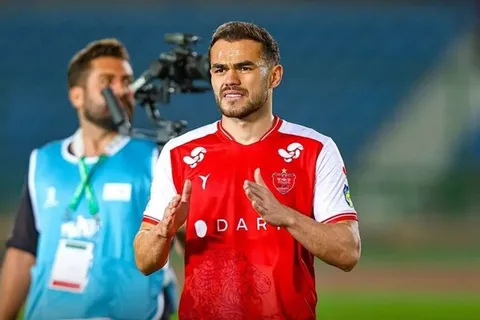 ستاره پرسپولیس از طلسم عجیب خارج شد