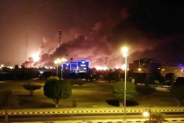 حمله انصارالله به تاسیسات نفتی عربستان