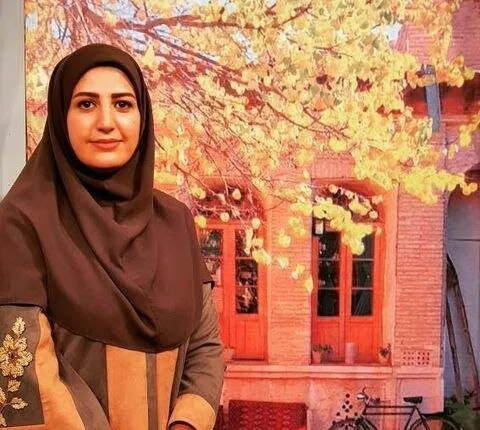مجری خانم صداوسیما:گفتند باید سه بار عذرخواهی کنی!