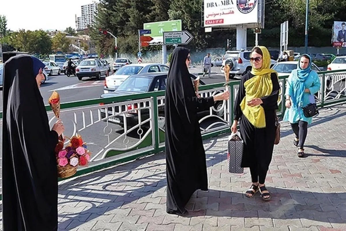 فیلم/ توضیحات نماینده مجلس روی آنتن زنده درباره حداقل جریمه بدحجابی