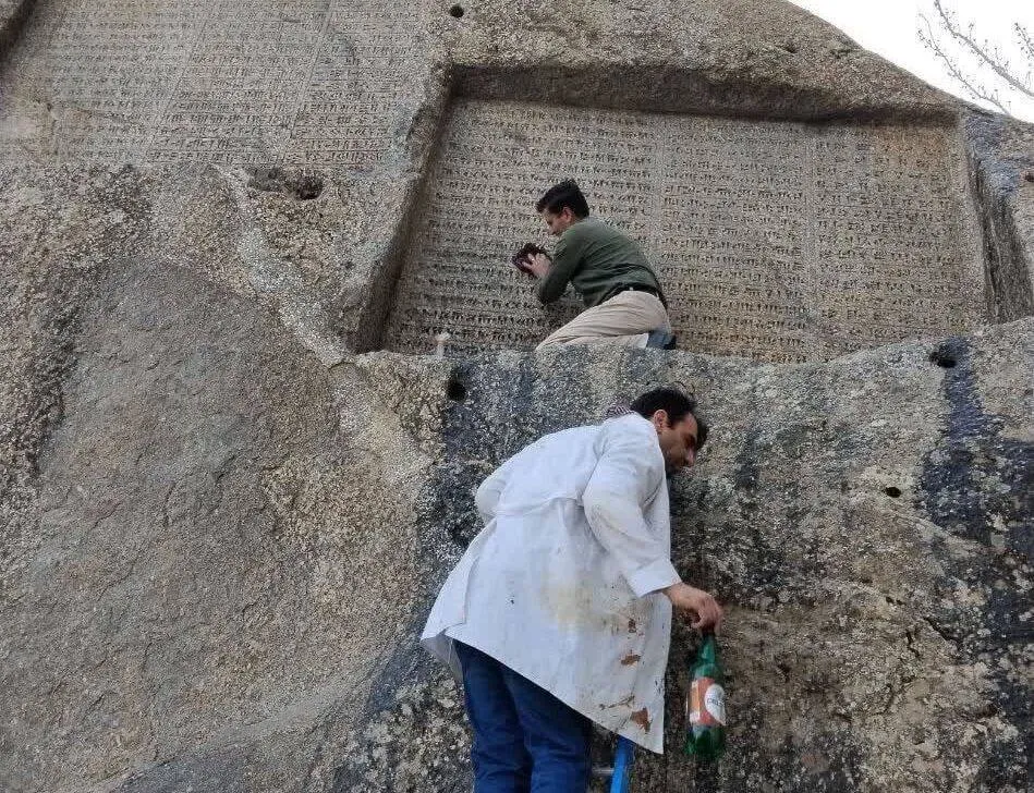 جزئیات آسیب گنجنامه همدان در چهارشنبه‌سوری