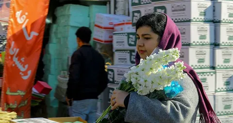 حال و هوای نوروز در بازار گل محلاتی