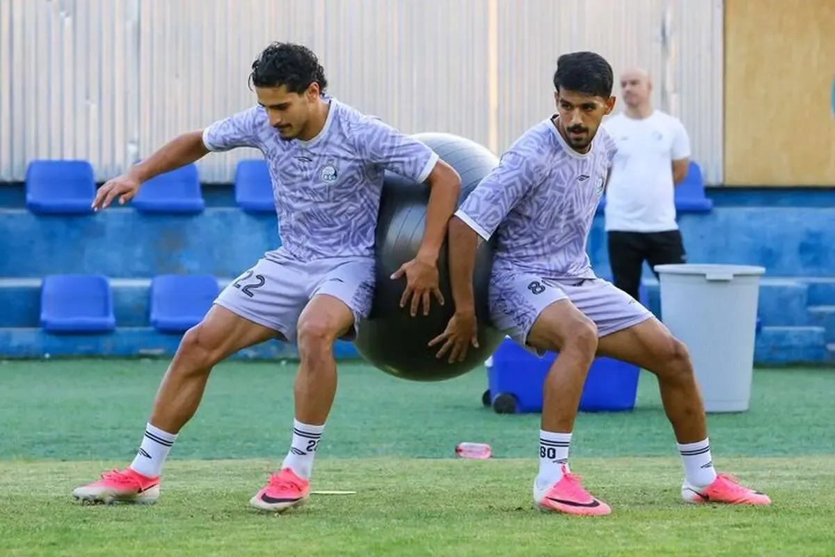 تیم استقلال