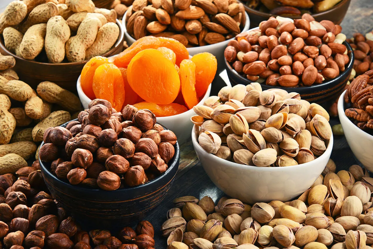 چرا آجیل شب چله گران است؟