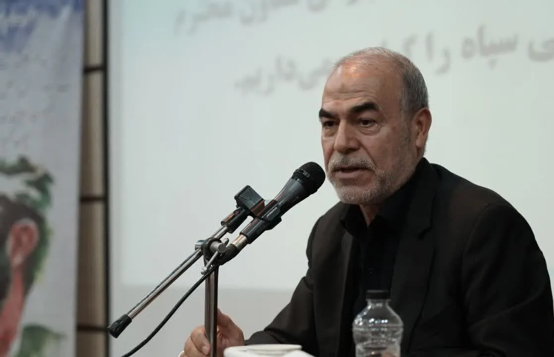 معاون سیاسی سپاه: برخی تلاش می‌کنند امام خمینی (ره) را تحریف کنند