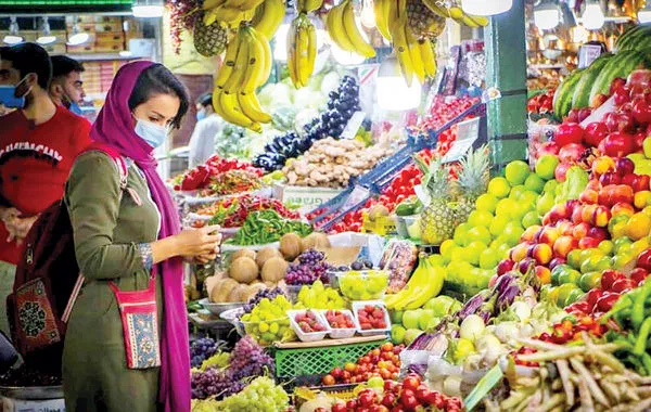 کاهش تقاضا و خرید ضایعات میوه با گرانی ۵۰ درصدی میوه‌های تابستانه / میوه ارزان می‌شود؟
