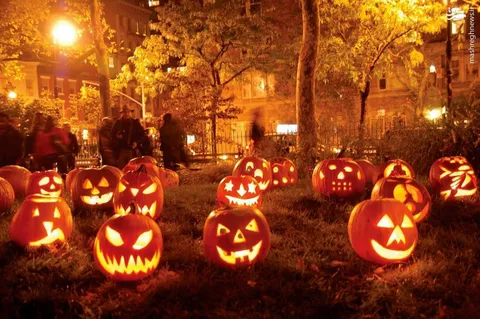 عکس/ تصاویری دیدنی از تم هالووینی در خیابان‌های ایران