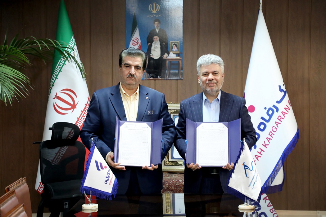 دکتر للـهگانی: بانک رفاه کارگران با ابزارهای نوین تأمین مالی، حامی توسعه صنعت پتروشیمی است دکتر للـهگانی: بانک رفاه کارگران با ابزارهای نوین تأمین مالی، حامی توسعه صنعت پتروشیمی است