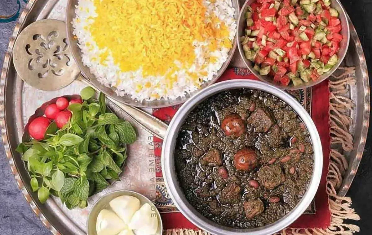 قورمه سبزی
