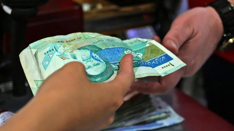 از رژیم شاه تا دولت تدبیر و امید