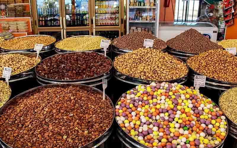 بازار خشکبار و شکلات شب عید متاثر از ویروس کرونا