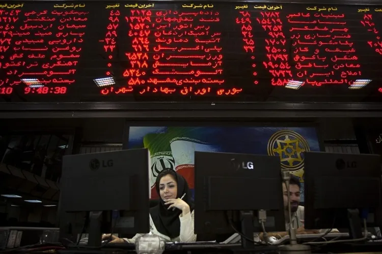 برگ‌ریزان پاییزی در بازارها