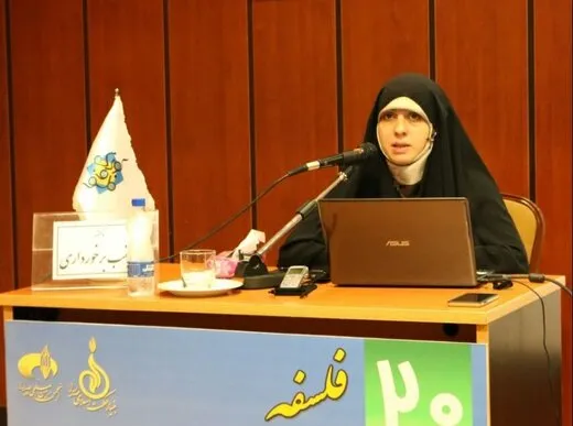 استاد فلسفه دانشگاه تهران: کابینت آشپزخانه ما ایرانی ها، متناسب با قد زنان نیست