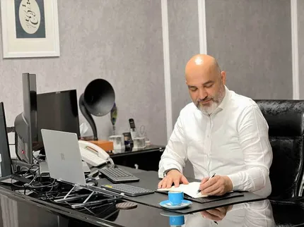 سید علیرضا عظیمی پور، عضو هیأت مدیره سازمان بورس و اوراق بهادار کیست؟
