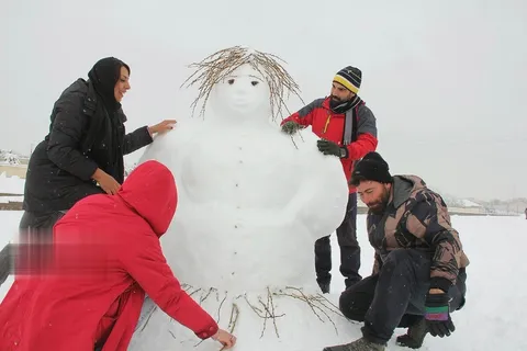 جشنواره آدم برفی در ارومیه