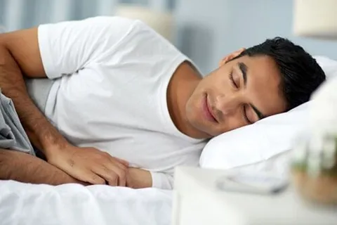 اینفوگرافی/ ۵ راهکار ساده برای به خواب رفتن سریع