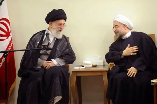 حسن روحانی و رهبری