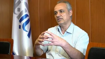 واکنش زید آبادی به قانون حجاب؛ اصلِ داستان سیاسی است
