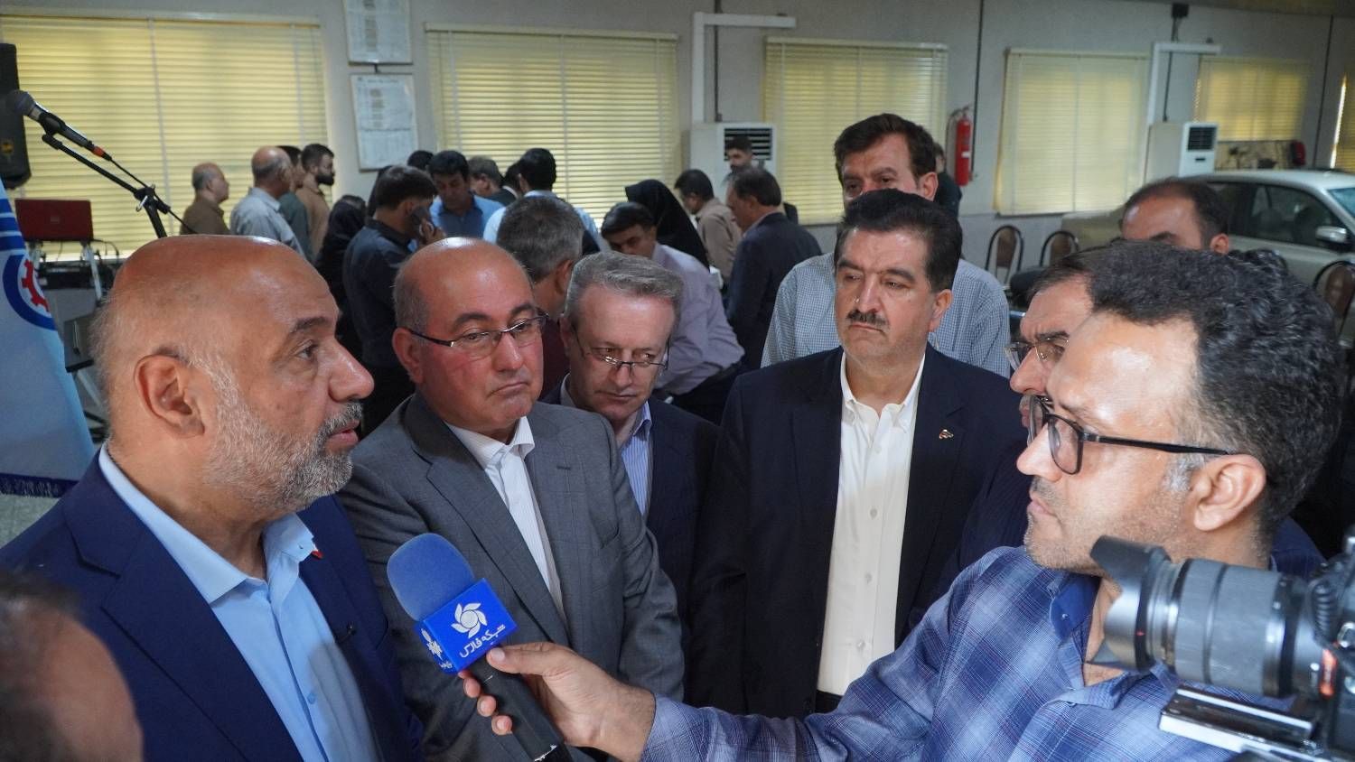 مدیرعامل بانک رفاه کارگران تاکید کرد:ضرورت افزایش سهم اعتباری استان فارس با استفاده از ابزارهای نوین بانکی مدیرعامل بانک رفاه کارگران تاکید کرد:ضرورت افزایش سهم اعتباری استان فارس با استفاده از ابزارهای نوین بانکی