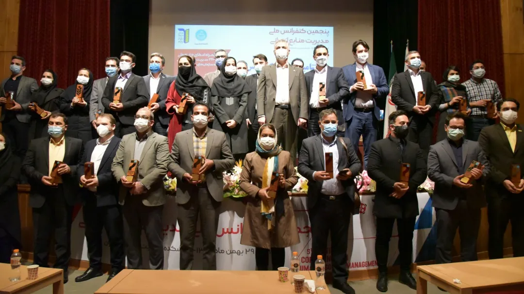 کسب نشان برنزین C ۳ توسط شرکت نفت ایرانول
