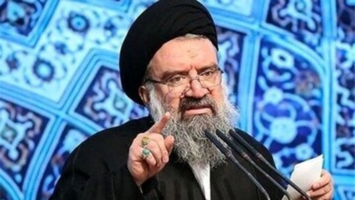 احمد خاتمی: خانمی که بی‌ حجاب بیرون می‌آید مریض است