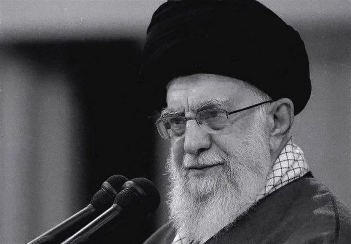 فیلم/ شعار این آخرین نبرده، خامنه‌ای برمی‌گرده در مشهد
