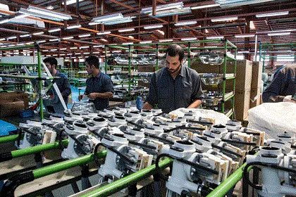 واحد‌هایی که اشتغال و تولید را حفظ کنند تخفیف مالیاتی می‌گیرند