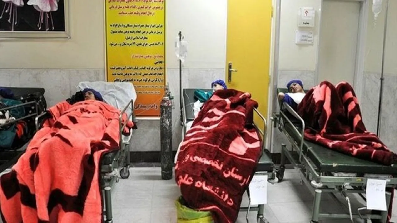 واکنش آذری جهرمی به مسموم کردن عمدی دانش‌آموزان