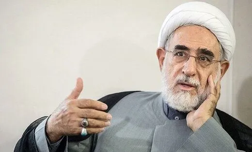 منتجب‌نیا: روحانی کشور را از جنگ نجات داد