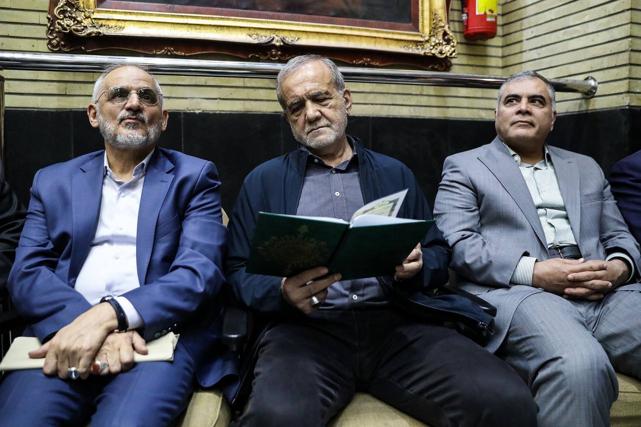 محسن پاک‌نژاد