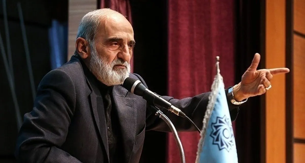 زیدآبادی، تحلیلگر سیاسی: به گمان «شریعتمداری»، یگانه شدن کاندیدا‌های جناح‌شان معجزه می‌کند