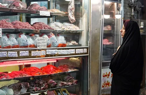 قیمت واقعی مرغ لو رفت؛ مرغداران برای هر کیلو ۶۰ هزار تومان زیان می‌دهند