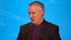 کنایه‌های طنزآلود مهاجرانی به ترامپ و وکیلش!