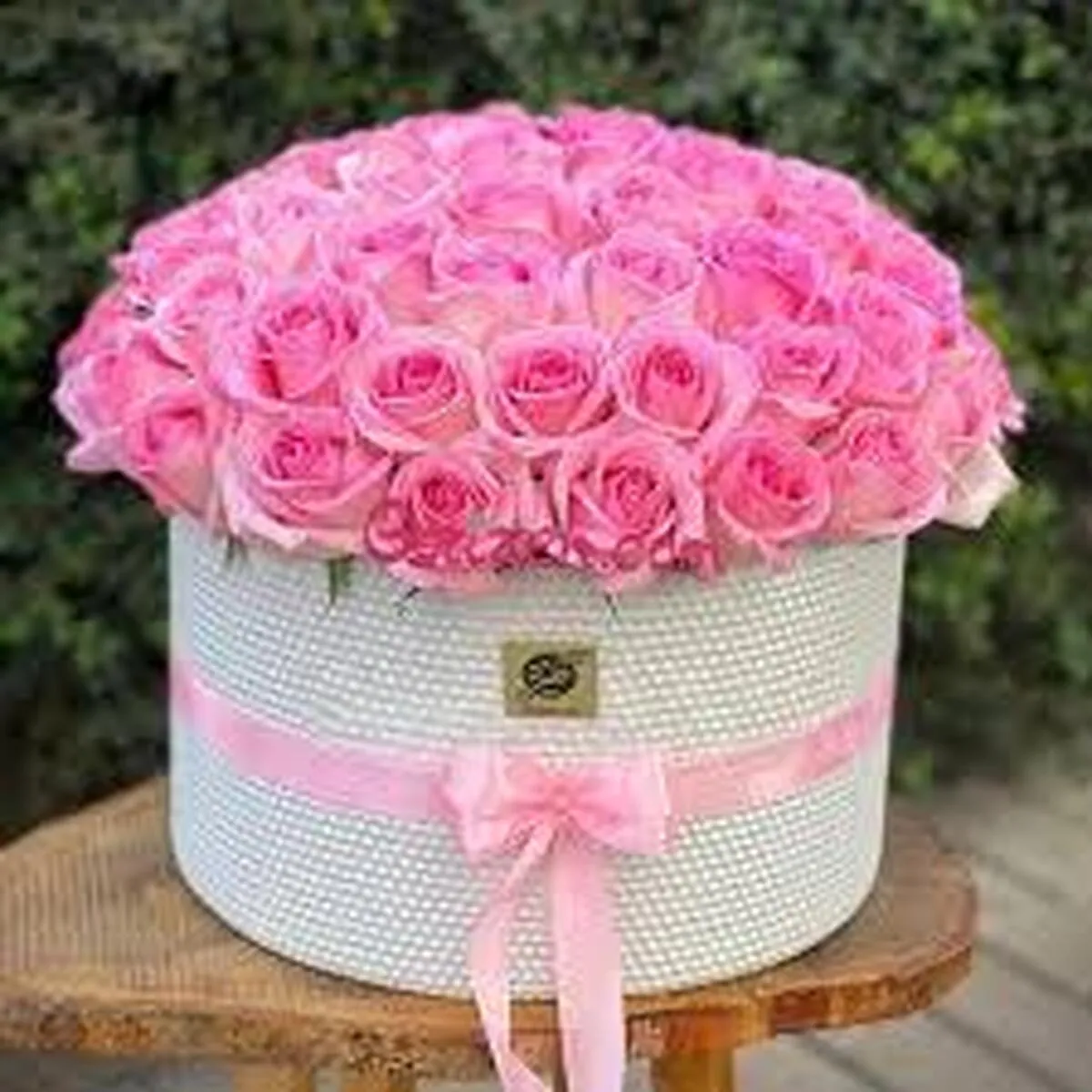 عکس/ باکس گل ۵۰ میلیونی سوژه داغ فضای مجازی شد