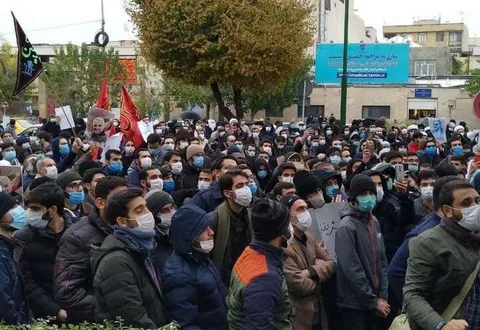 تجمع در اعتراض به ترور شهید محسن فخری زاده در تهران