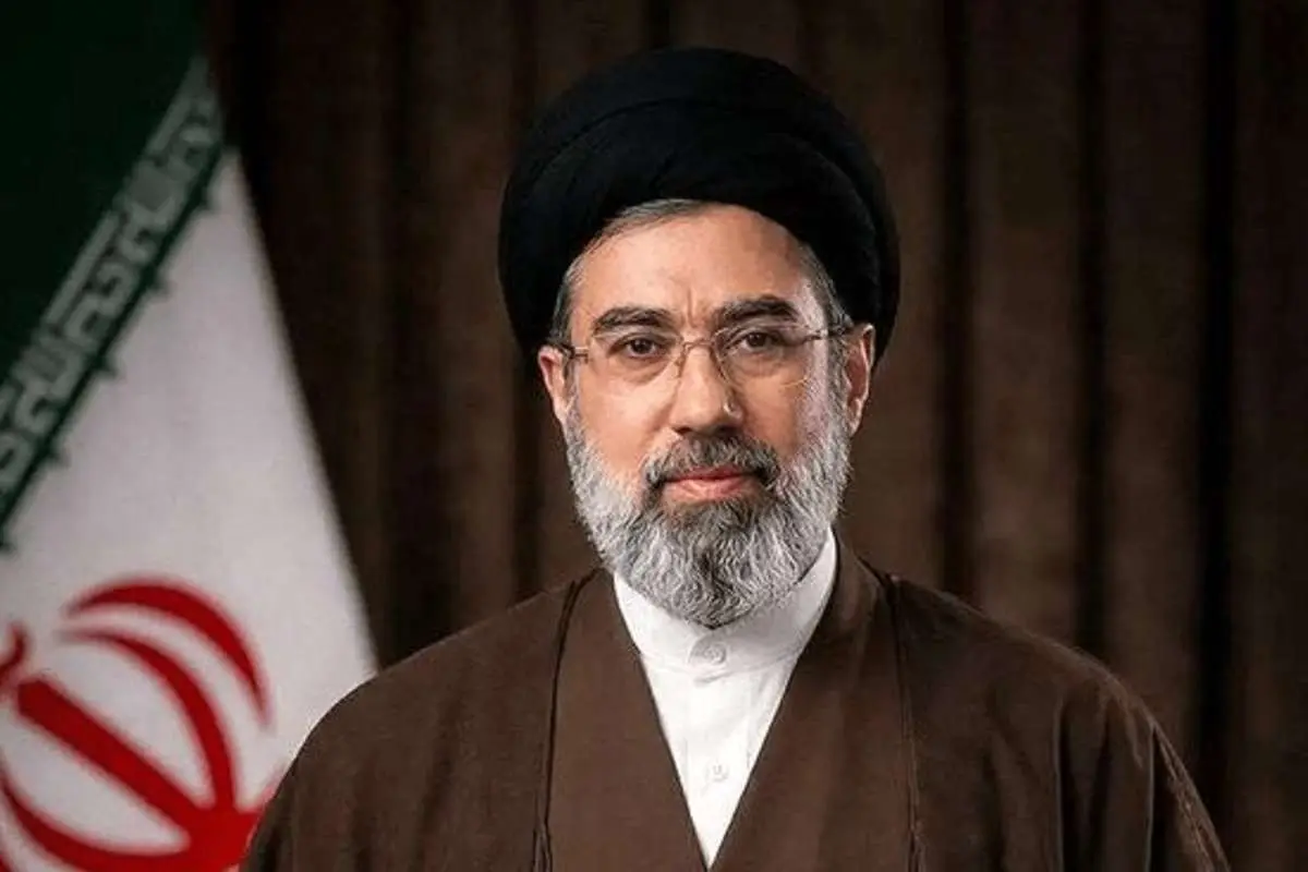 آیتالله سید مجتبی حسینی خامنهای رهبر انقلاب آیتالله سید مجتبی حسینی خامنهای رهبر انقلاب