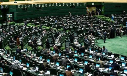 نمایندگان مجلس چند میلیون تومان حقوق می‌گیرند؟