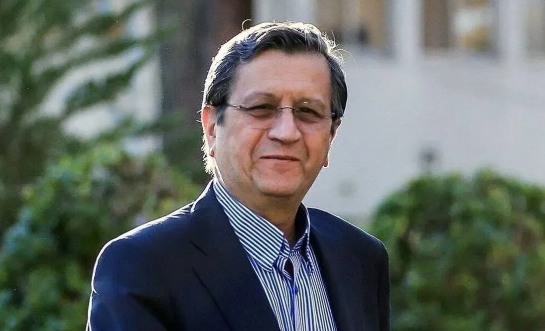 عبدالناصر همتی 