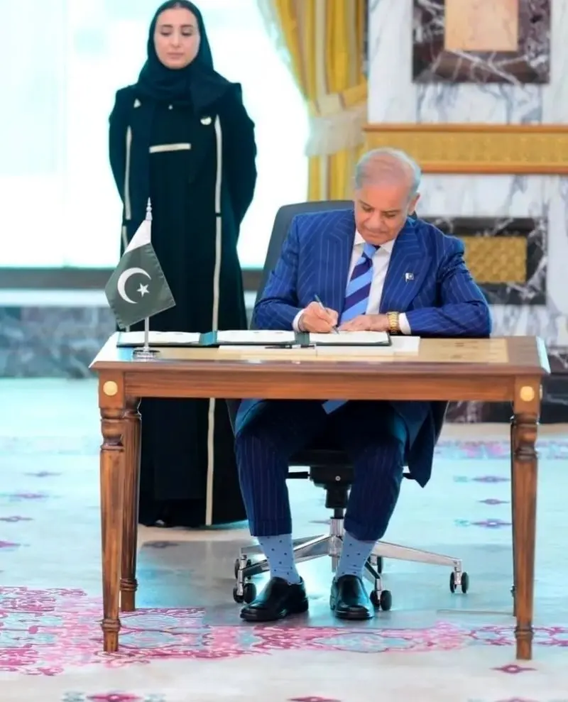 جوراب‌ شهباز شریف